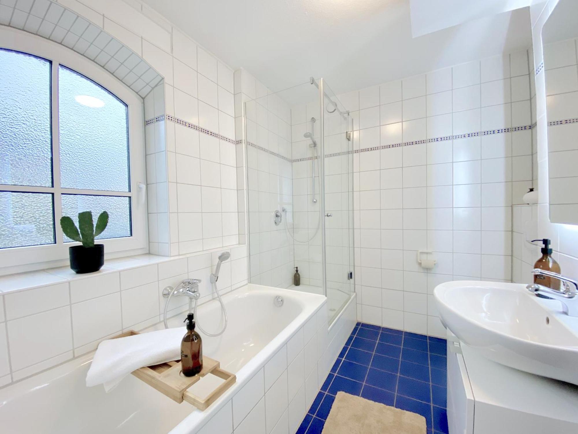 Snug Stays 1 I 3-Zimmer Design Apartment Am See Mit Garten I Home Office I Highspeed Wifi Weßling Εξωτερικό φωτογραφία